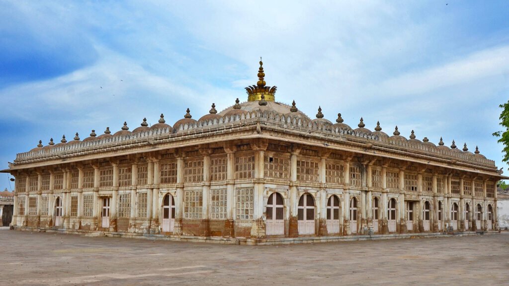 Gujarat Group Tour Packages 6N 7D from Bangalore