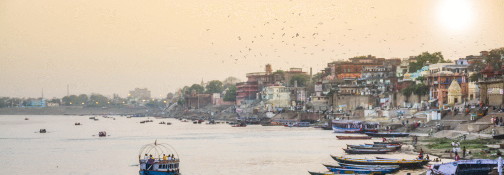 Explore Kashi History, Spiritual Significance, Architectural Heritage & Festivals