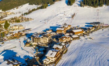 Paradise Kashmir 5N 6D Tour from Bangalore