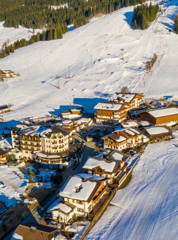 Paradise Kashmir 5N 6D Tour from Bangalore