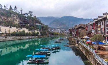 Paradise Kashmir 5N 6D Tour from Bangalore