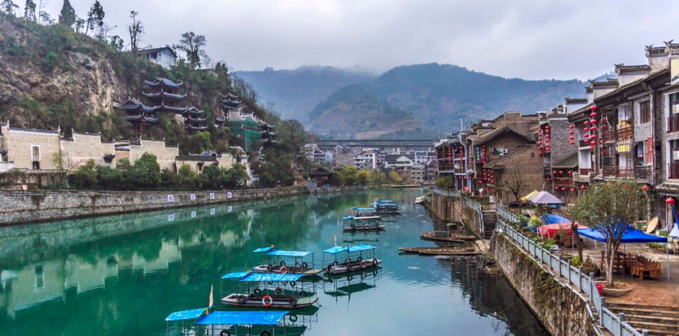 Paradise Kashmir 5N 6D Tour from Bangalore