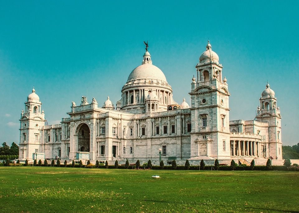 Victoria Memorial with seven sands tourism