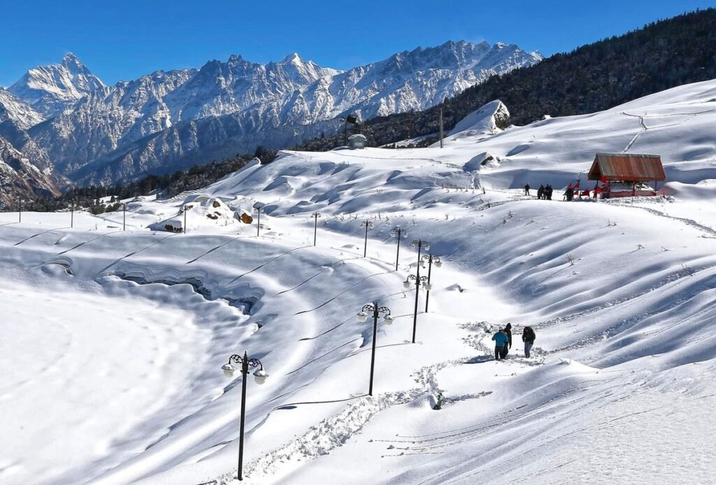 Auli Hill station, Uttarakhand with seven sands tourism