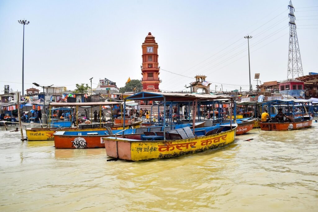 garhmukteshwar-river-brij-ghat-a-famous-religious-place-for-hindu-with-seven-sands-tourism